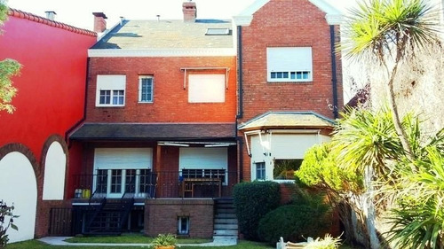 Olivos Golf. Hermoso Chalet 5 Amb. Jardin, Pileta!