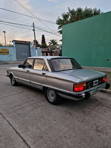 Ford Falcon 3.6 Ghia Full 4Ct