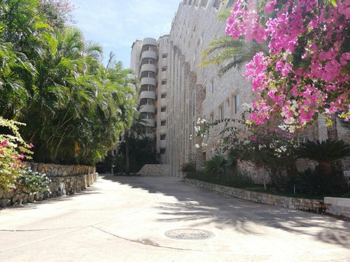 Venta De Apartamento En El Morro Frente Al Mar