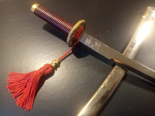 Miniatura Katana- Toledo- Mide 28 Cm Con Vaina. A Restaurar (Usado)