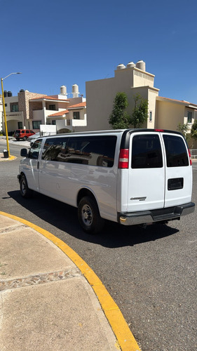 Chevrolet Express 6.0ls C 15 Pas At