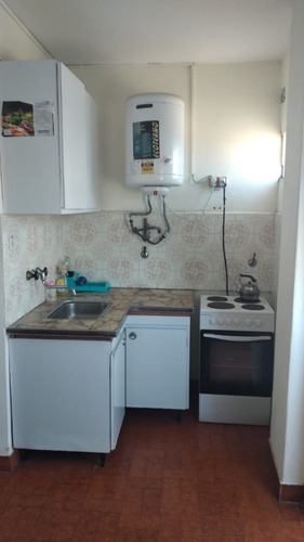 Departamento En Venta Santa Teresita, 2 Dormitorios, Cocina, Comedor, Baño, Terraza, 4° Piso.