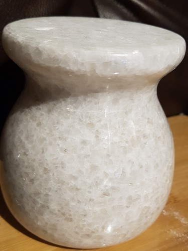 Mortero De Piedra Diamantada 1.650kl Aprox De 10x9x7cm
