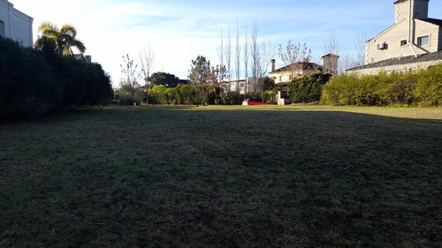 Imagen 7 de 7 de Venta - Lote Al Agua De Los Ultimos En Castores Nordelta