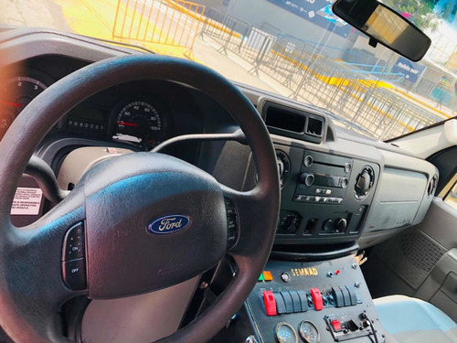 Imagen 13 de 15 de Ford Econoline E350 Ambulancia T2 Diesel