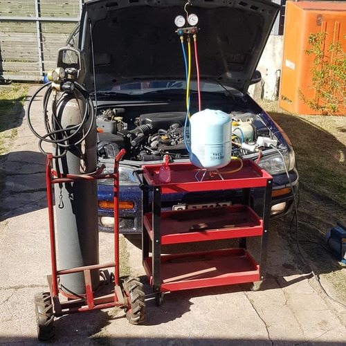 Imagen 1 de 10 de Aire Acondicionado Automotriz Carga Gas Reparación