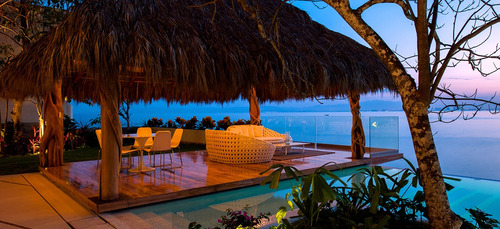 Imagen 1 de 14 de Casa En Venta, Frente Al Mar, Mismaloya, Puerto Vallarta