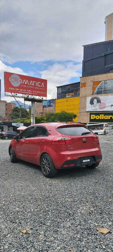 Kia Rio Ub Ex 2015 Mt 1.250 Cc 93.907 Km Rojo