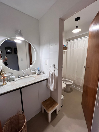 Departamento En Martínez, 4 Dormitorios, Dependencias Y Cochera