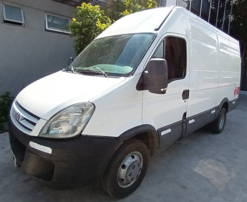 Iveco Daily 3.0 Furgon 55c16 H2 155cv 12.3m3 3300