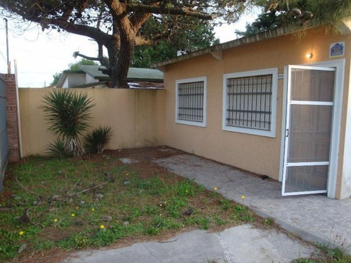 Imagen 2 de 8 de Casa Sola En Lote Propio De 520m2. Zona Tranquila. Ideal Vivienda