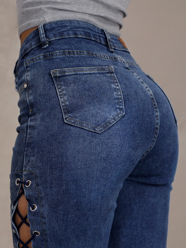 Pantalón Mezclilla Tiro Alto Con Aberturas Laterales L389