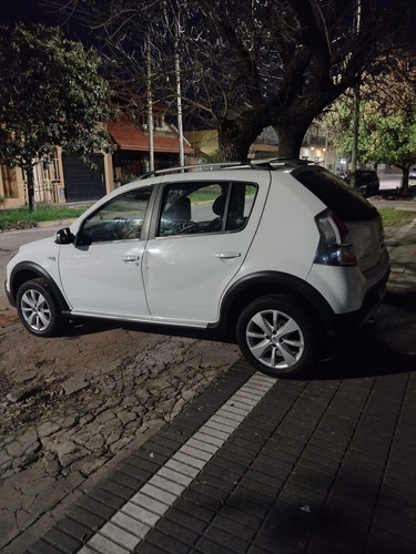 Renault Sandero Stepway 1.6 Privilege Plus 105cv