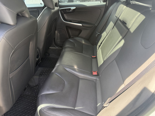 Volvo XC60 2.0 T5 High Plus 240cv At