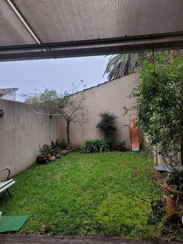 Duplex En Venta En Ituzaingo Norte