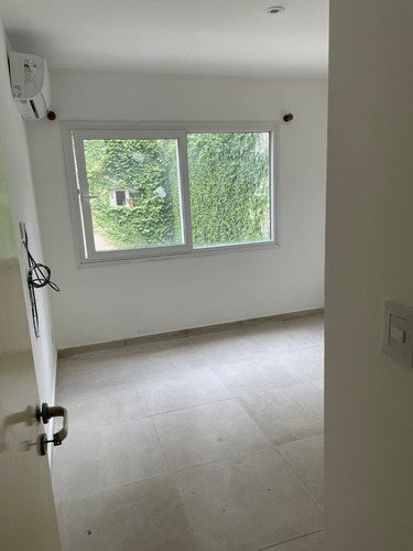 Depto 2 Ambientes, Con Renta Hasta 2027. Ideal Inversionistas.