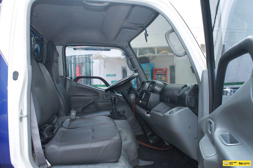 Hino Dutro Pro 300 4.0 Diesel Modelo 2020