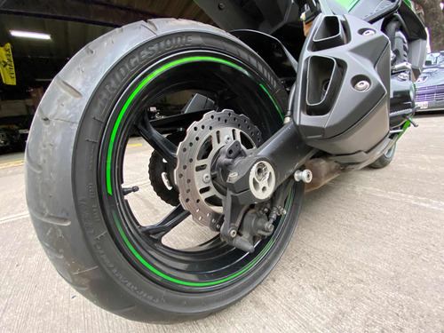 Kawasaki Z1000