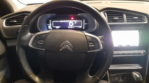 Imagen 15 de 21 de Citroen C4 Lounge Shine