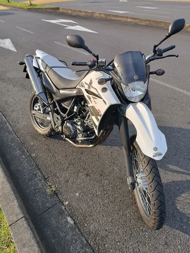 Xt 660r