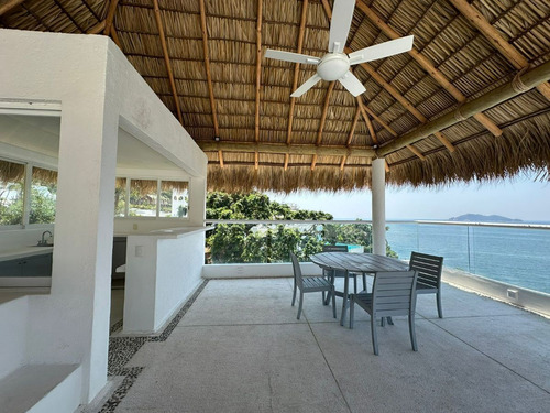 Renta De Preciosa Villa Con Palapas Y Vista Espectacular A La Bahía