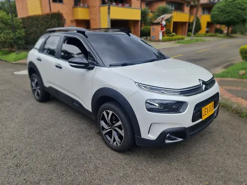Citroën C4 Cactus 1.6 Shine Turbo Aut