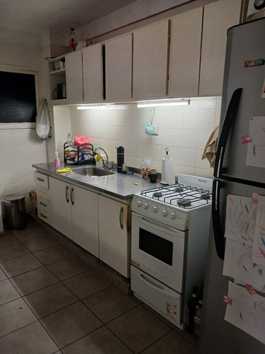 7 Entre 45 Y Plaza Italia, Departamento 2 Dormitorios Venta.