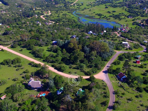 Kaaguy Porá En Villa Serrana