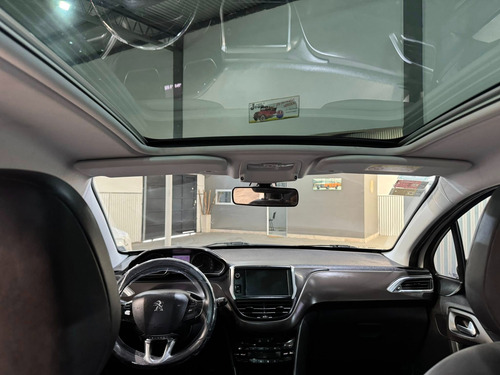 Peugeot 2008 1.6 Feline