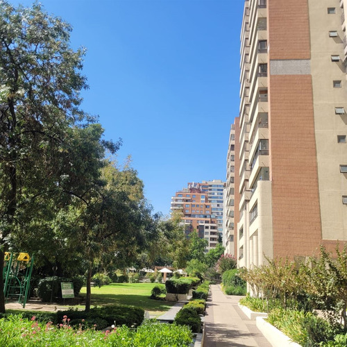 Departamento En Venta De 4 Dorm. En Las Condes