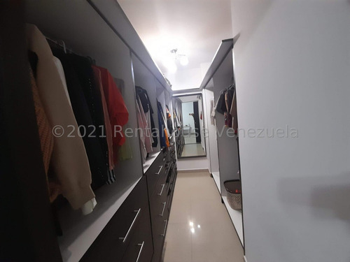 Townhouse En Venta Ubicado En Lomas Del Este Valencia Carabobo 23-30338, Eloisa Mejia