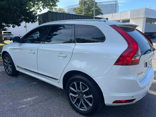 Volvo XC60 2.0 T5 High Plus 240cv At