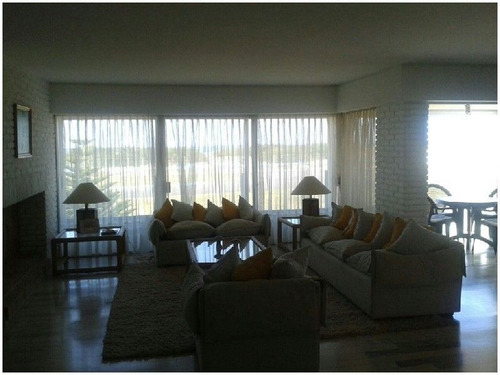 Alquiler Temporario De Apartamento 3 Dormitorios Playa Brava