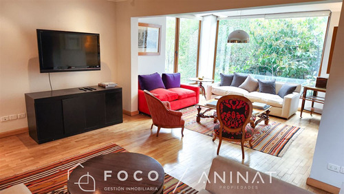 Casa En Venta De 3 Dorm. En Lo Barnechea