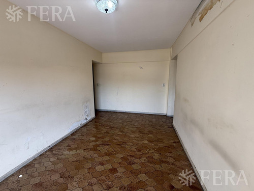 Venta Departamento 2 Ambientes Con Balcón En Avellaneda