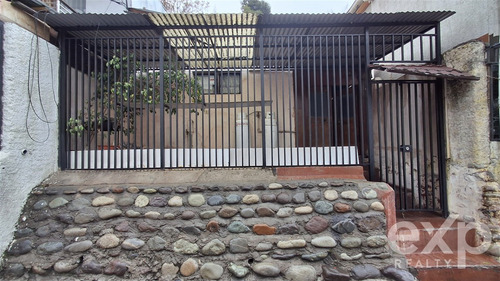 Casa Para Remodelar 2d/1b, Psje. El Chuncho, Lo Barnechea