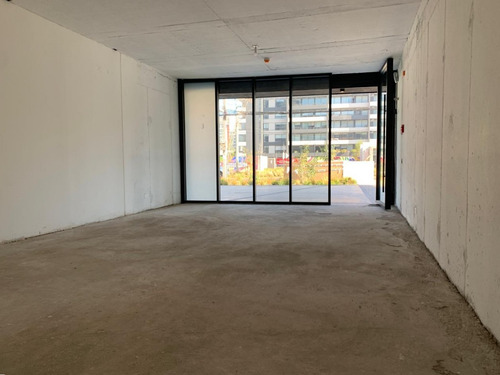 A Estrenar, Local Nuevo: Útil 47m2, Terraza 30m2. Ñuñoa.