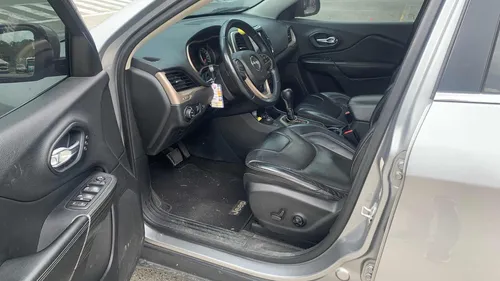 Jeep Cherokee 3.2 Limited at 3.2 4x4 modelo 2015