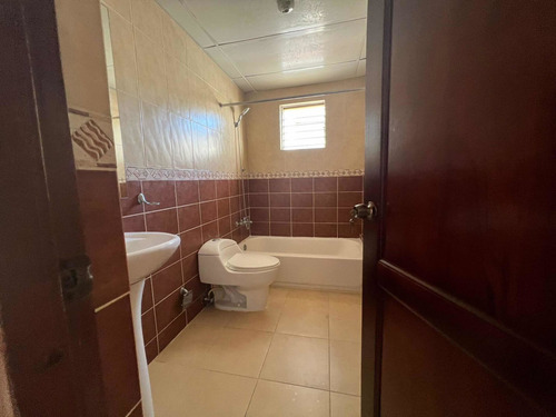Imagen 13 de 23 de Vendo Segundo Nivel Jardines Sur Dos Hab Dos Baños Parqueos