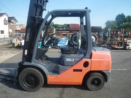 Autoelevador Toyota 3000k Modelo 02-8fg30 Nafta