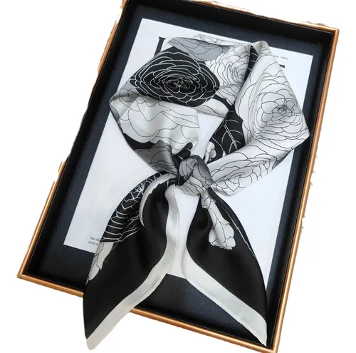 Pañuelo Cuadrado De Seda Vintage Con Letras 3d Para Mujer