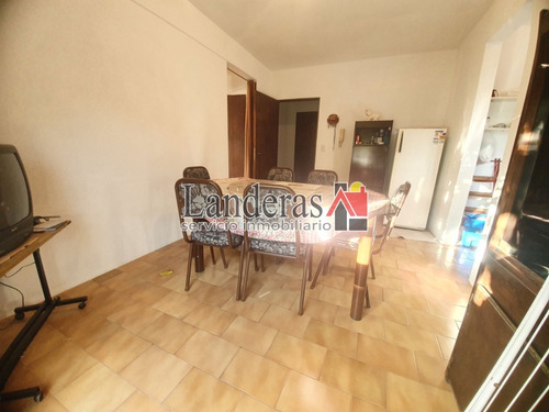 Imagen 4 de 12 de Bonito Departamento 2 Amb. - Con Cochera Cubierta