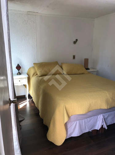 Depto En Venta De 2d Y Bodega Barrio Brasil En Santiago