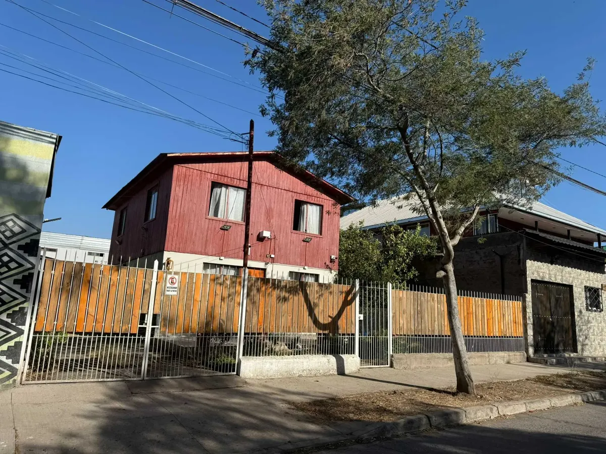 Imagen 3 de 24 de Casa 2 Pisos Aislada, Buena Ubicación (170901)