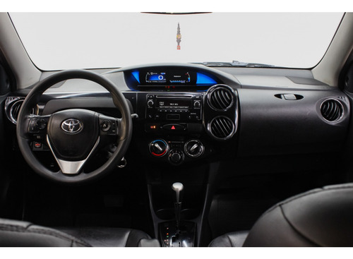 Toyota Etios 1.5 X PLUS SEDAN 16V FLEX 4P AUTOMÁTICO