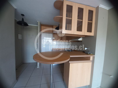 Depto Arriendo Muy Buena Conectividad 1 Dorm. En Santiago Tt