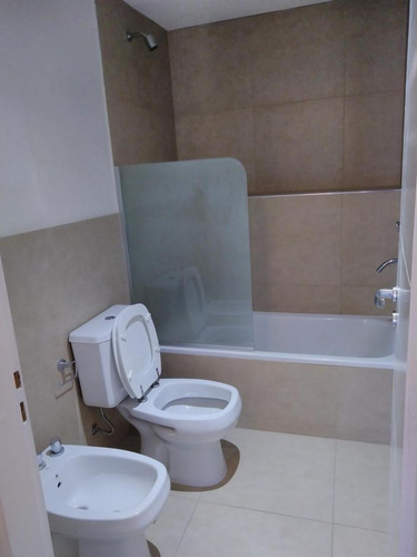 Imagen 13 de 19 de Departamento - Centro De Lujan