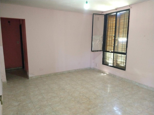 Imagen 2 de 11 de Departamento - Isidro Casanova