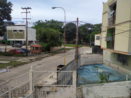 Imagen 4 de 7 de Casa A La Venta, 750 M2 De Terreno, Parroquia San Jose, Carabobo