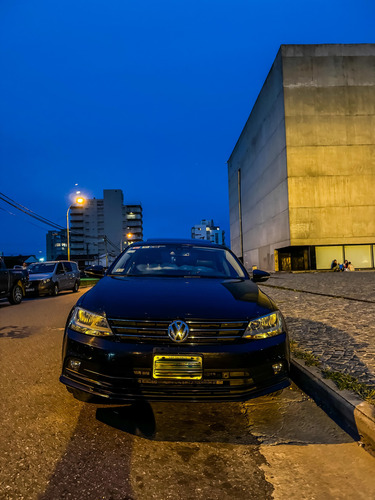 Volkswagen Vento 2.5 Luxury 170cv